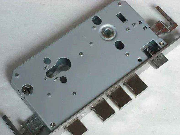 万秀24小时上门开锁公司